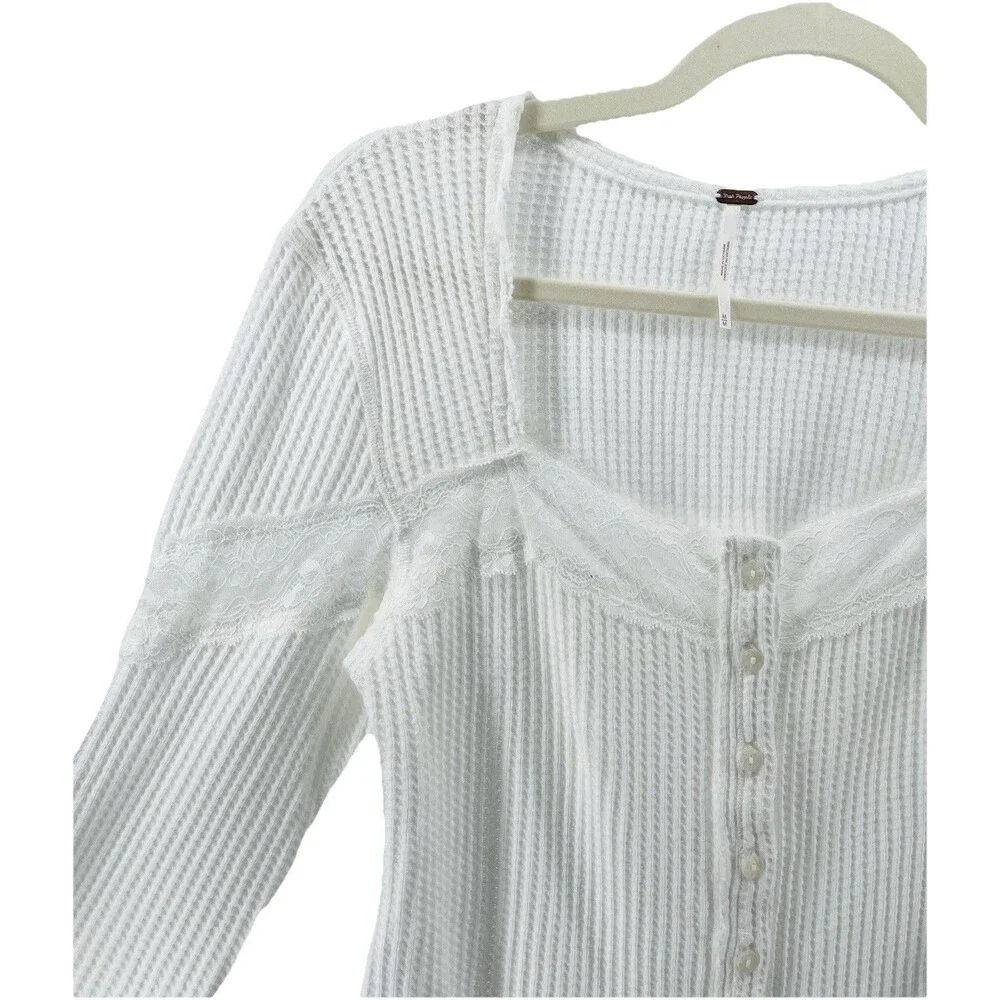 NWT Free People Women’s M Ivory Waffle Knit Lace Button Front Top Boho Coastal